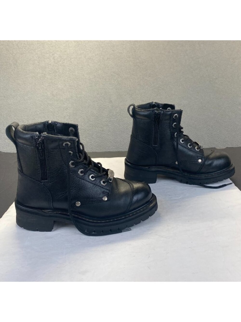 River Road Chunky Motorcycle Booties Size 6 Black Leather Double Zip Biker Boots